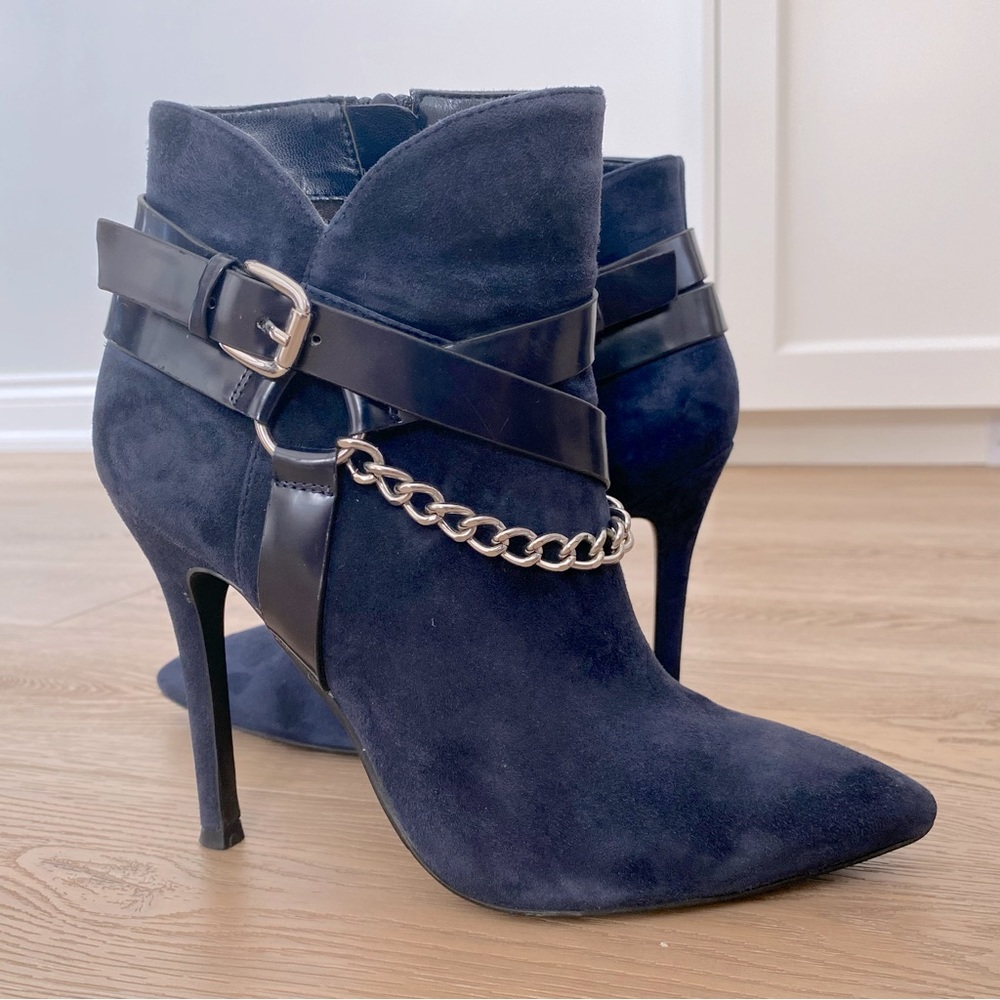Le Château navy suede booties